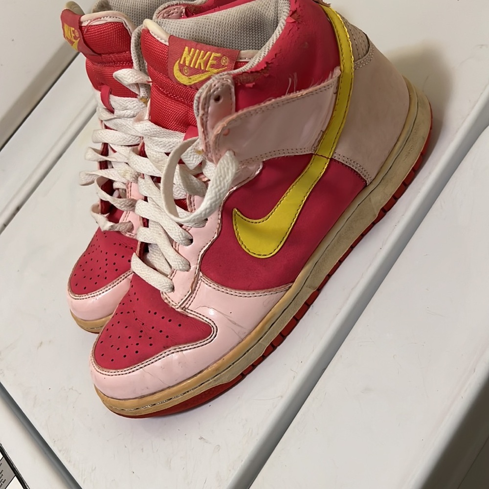 Dunks - Picture 7 of 7
